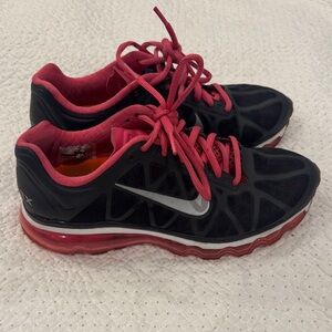 Nike Air Max Black and Pink Running Shoes